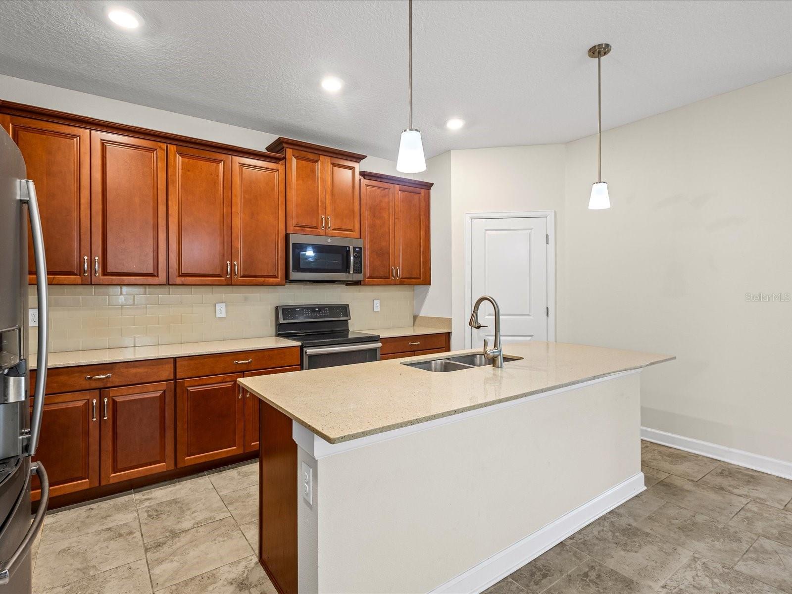 Image 14 of 45 For 213 Preston Avenue