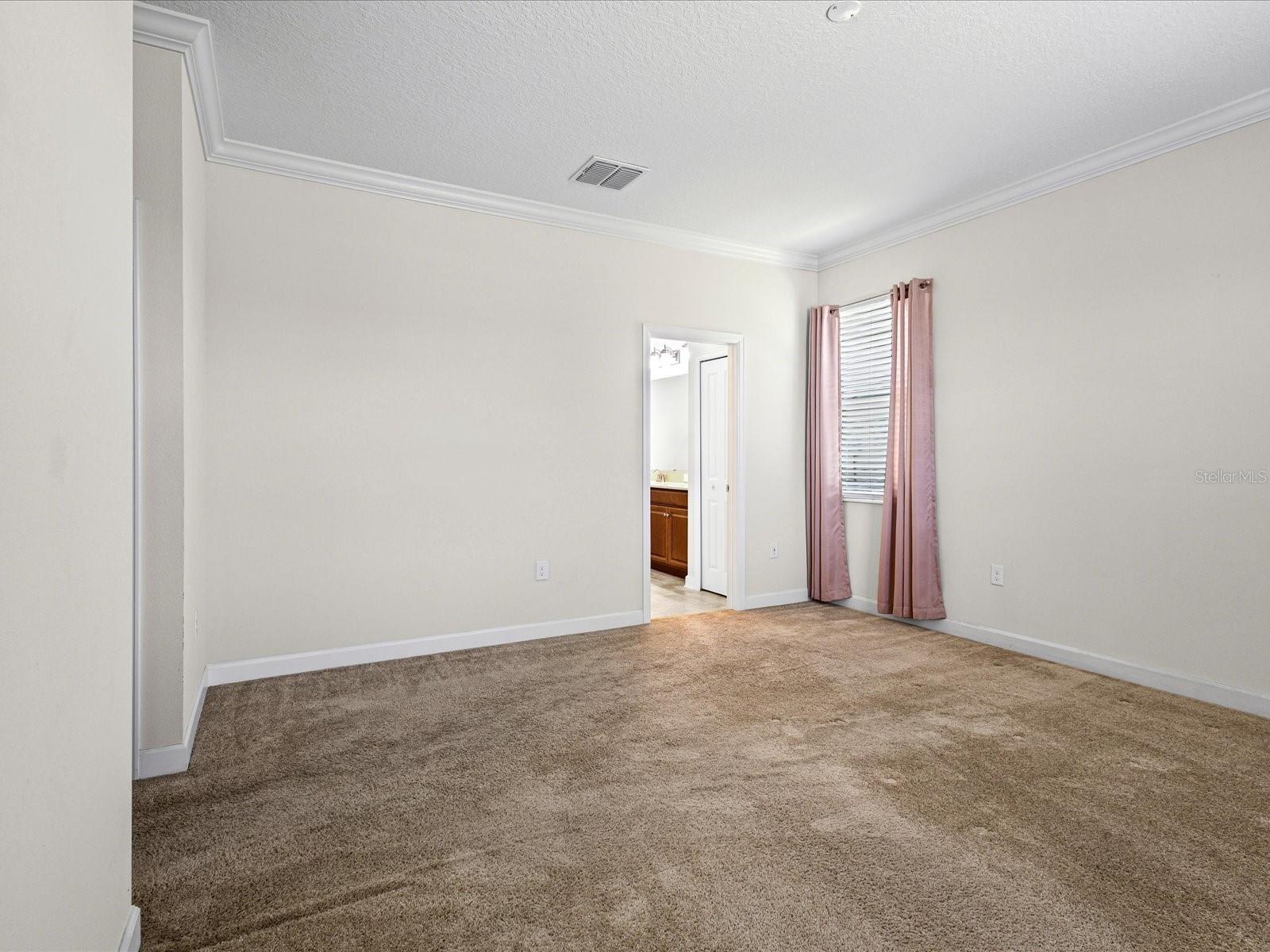 Image 33 of 45 For 213 Preston Avenue