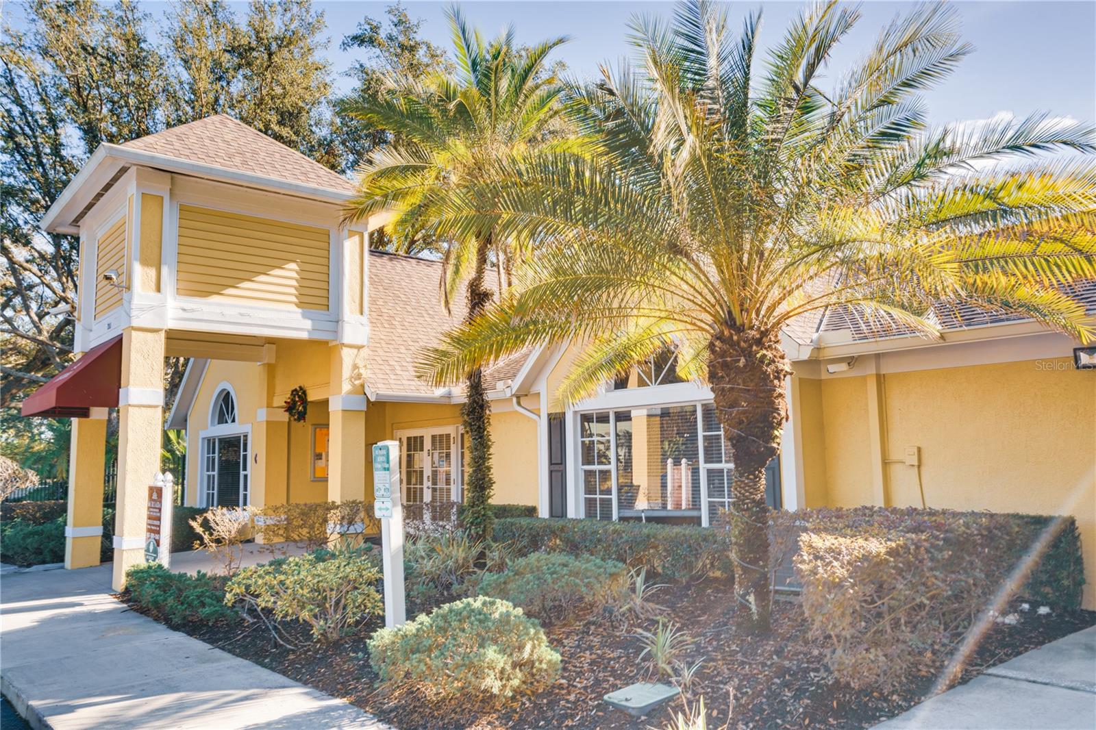 Image 14 of 16 For 2053 Dixie Belle Drive 2053c