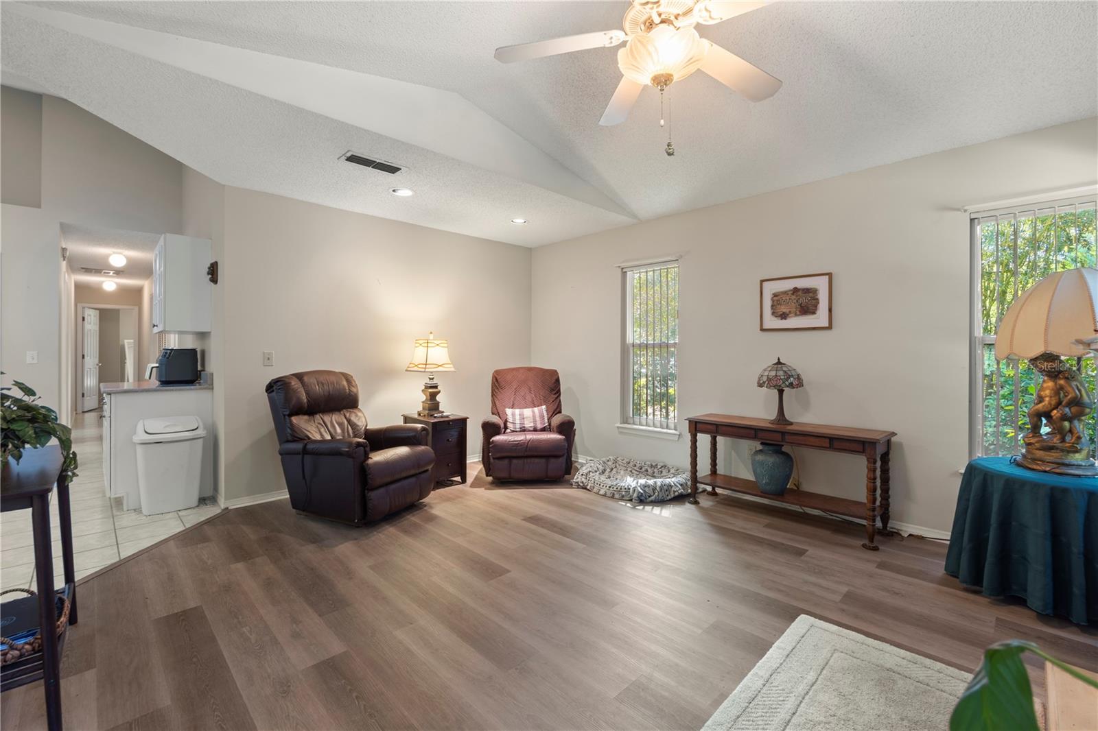 Image 15 of 38 For 143 Debary Drive