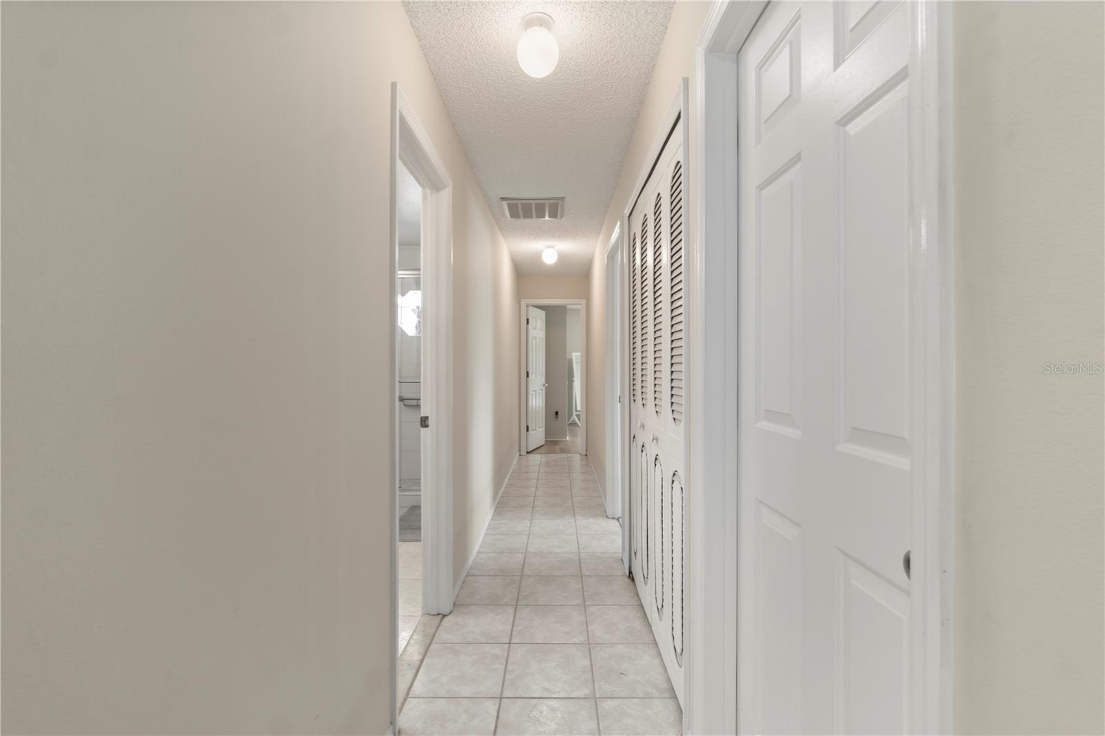 Image 22 of 38 For 143 Debary Drive