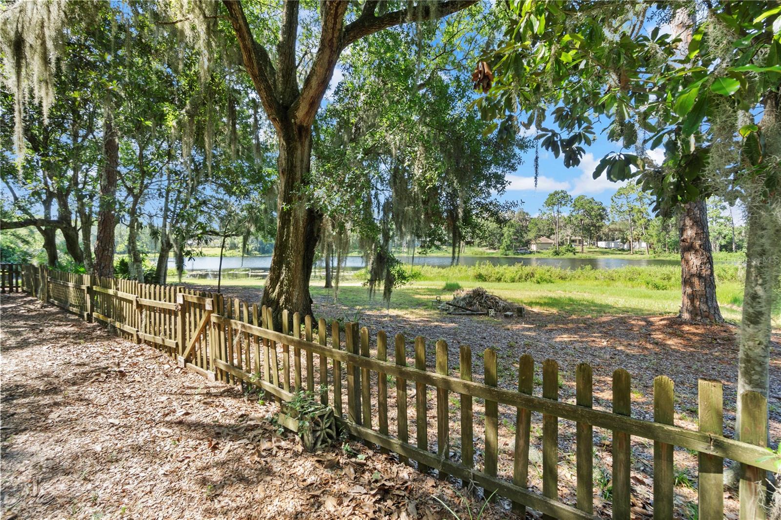Image 31 of 38 For 143 Debary Drive