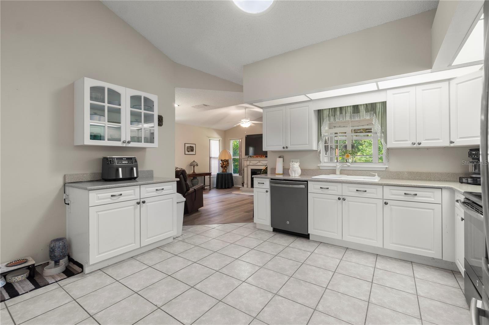 Image 9 of 38 For 143 Debary Drive