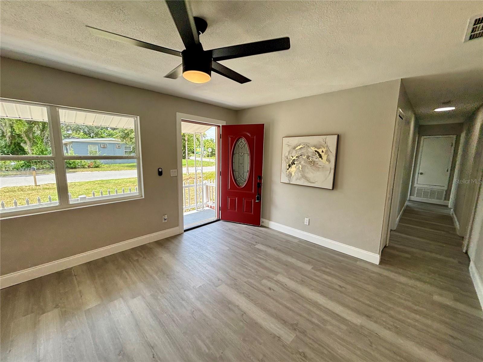 Image 5 of 16 For 1013 Carefree Cove Drive