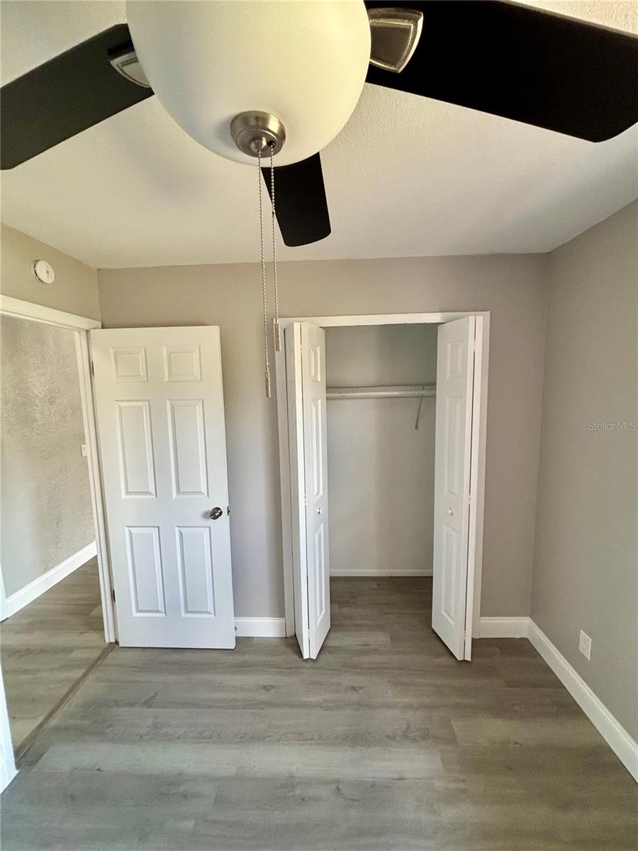Image 8 of 16 For 1013 Carefree Cove Drive