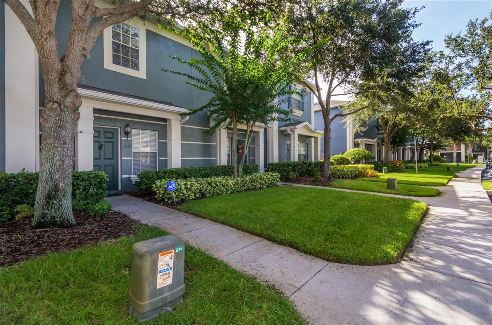 Image 3 of 20 For 3635 Wilshire Way Road 71