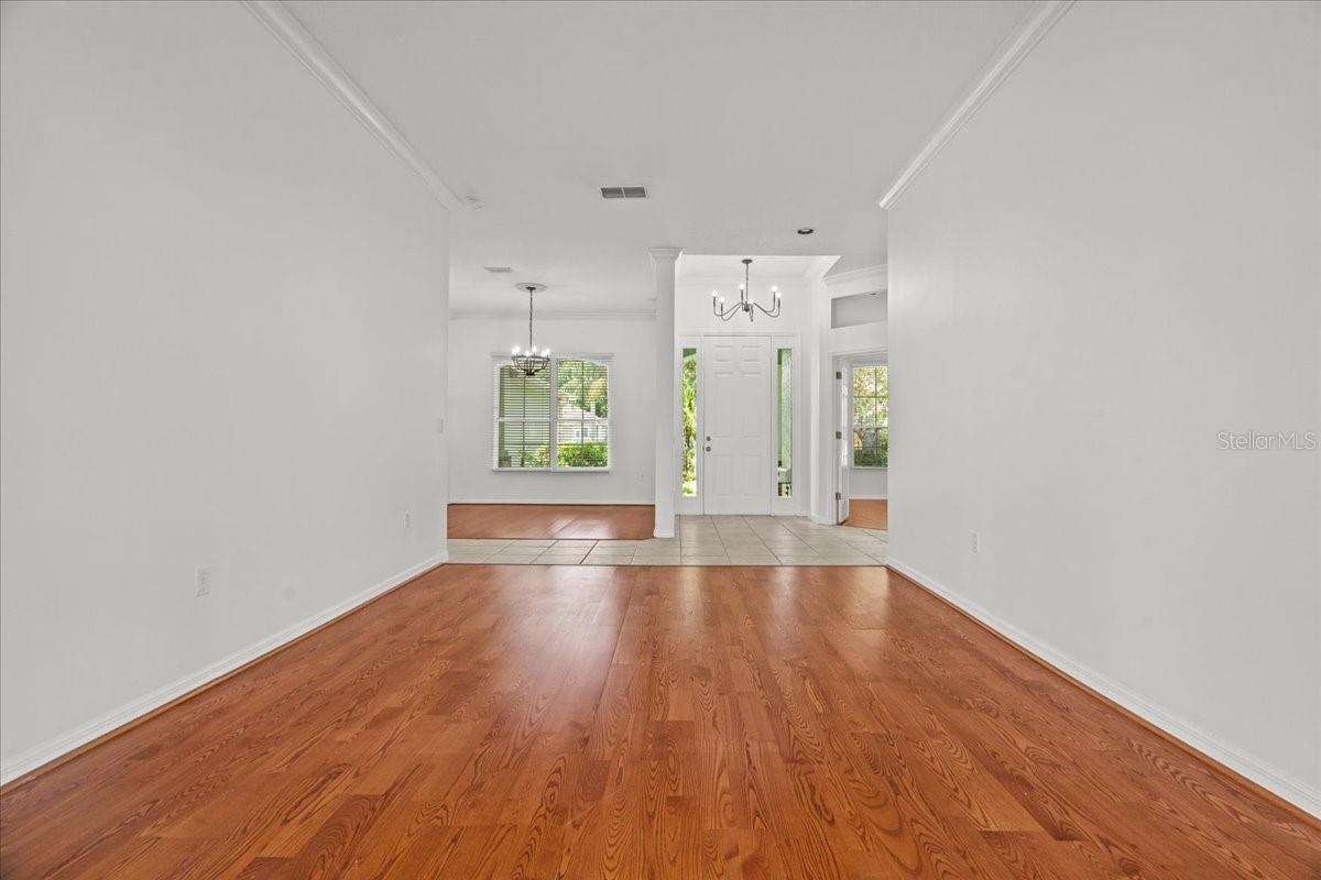 Image 17 of 46 For 274 Palmetto Springs Street