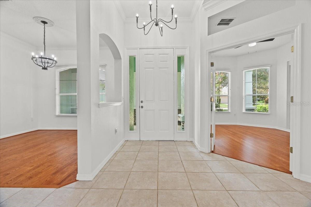 Image 9 of 46 For 274 Palmetto Springs Street