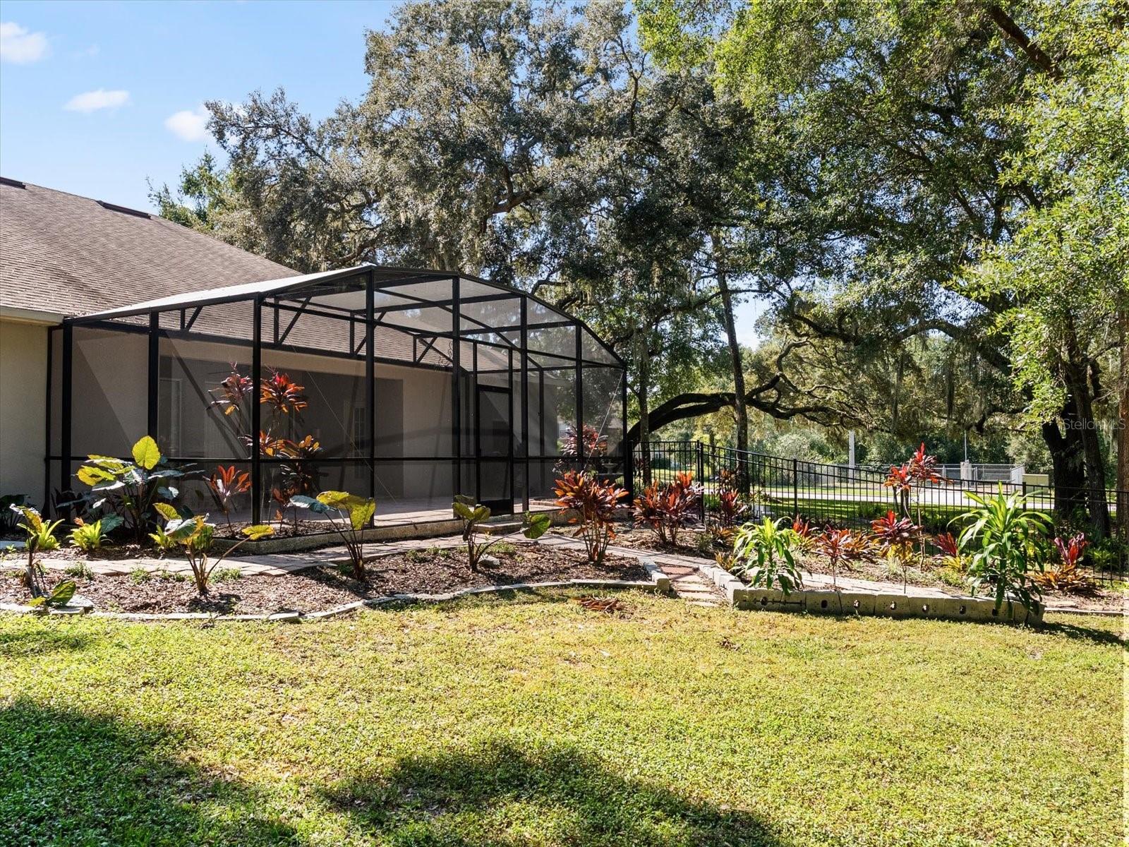 Image 53 of 57 For 597 Sand Wedge Loop