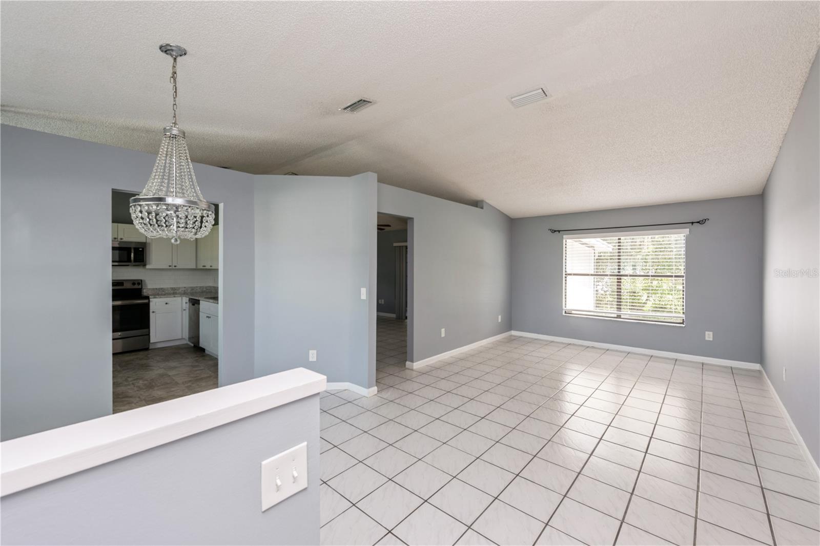 Image 4 of 15 For 2941 Desmond Court