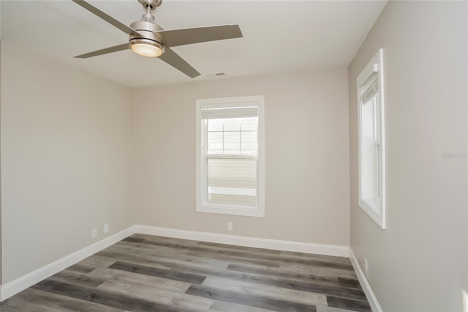 Image 13 of 17 For 3155 4th Avenue S