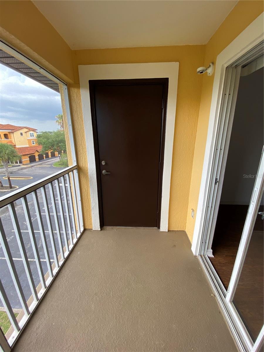 Image 4 of 7 For 5467 Vineland Road 6314