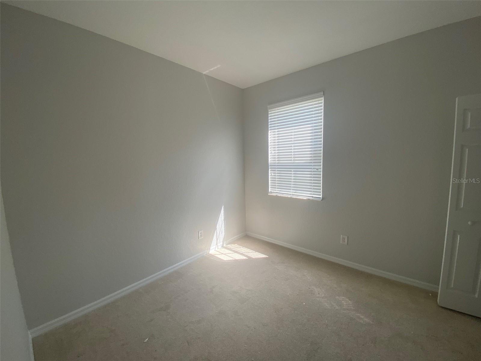 Image 15 of 20 For 6061 Kirkland Way 6061