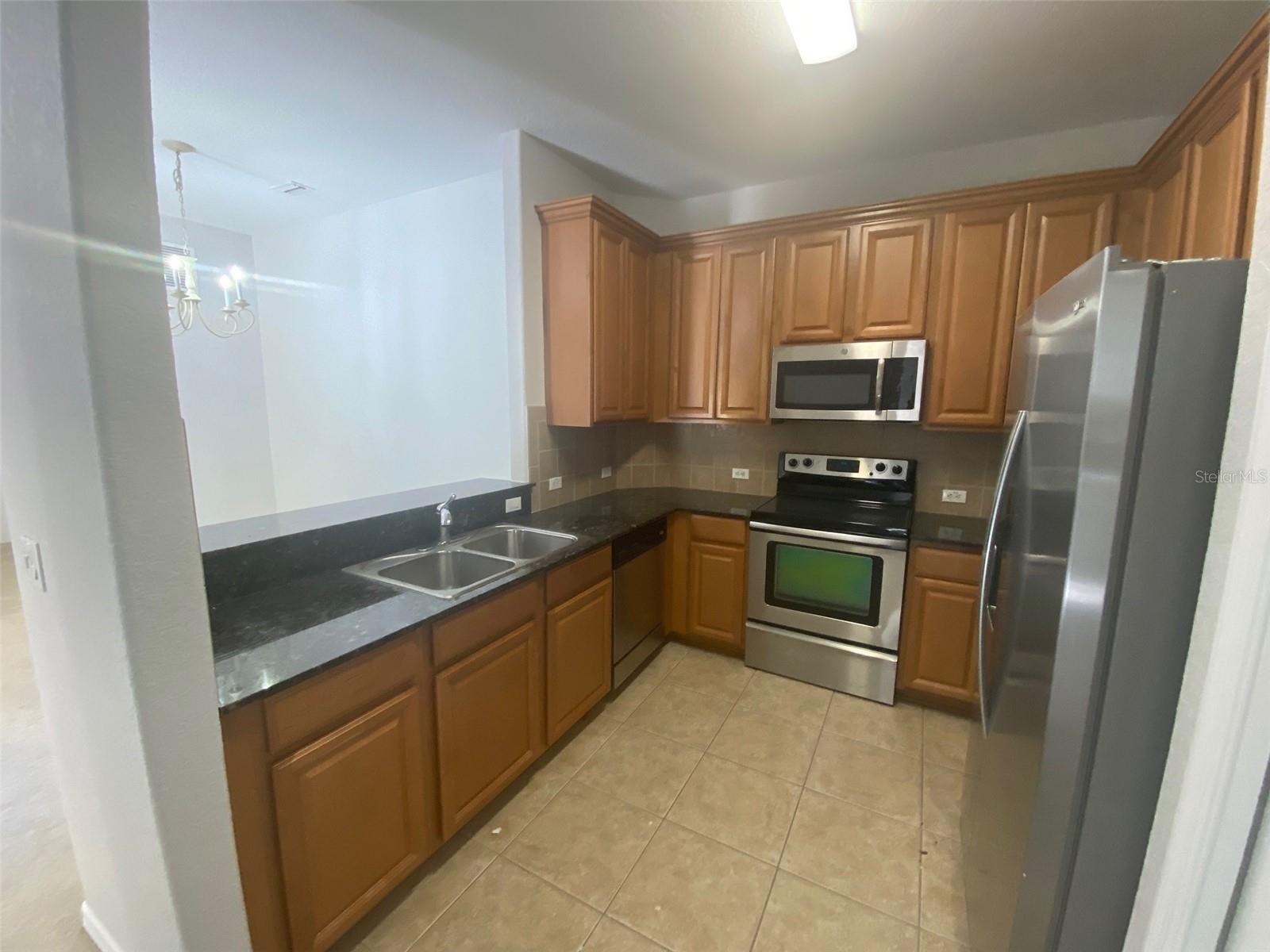 Image 7 of 20 For 6061 Kirkland Way 6061