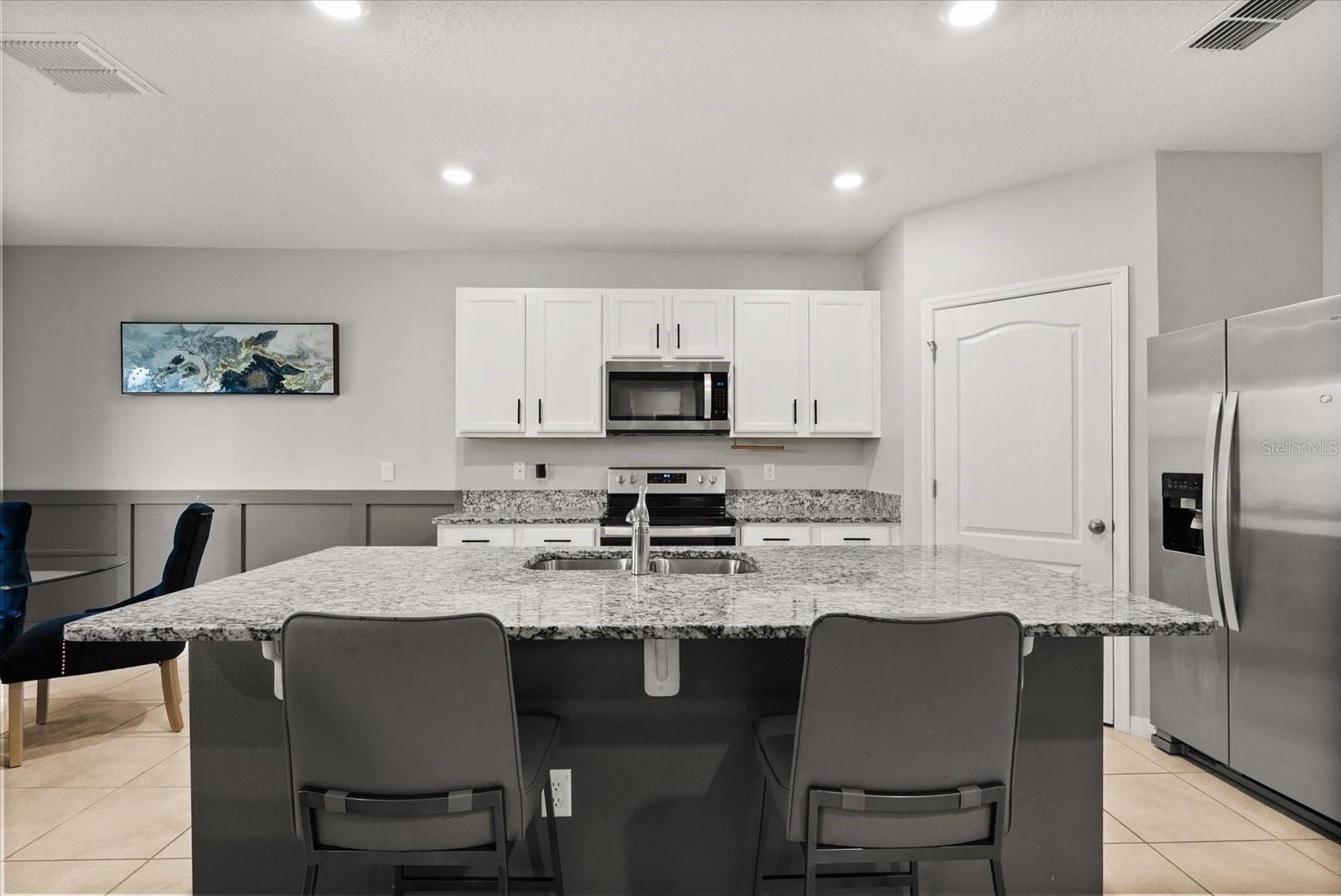 Image 7 of 37 For 11237 Amber Ridge Drive