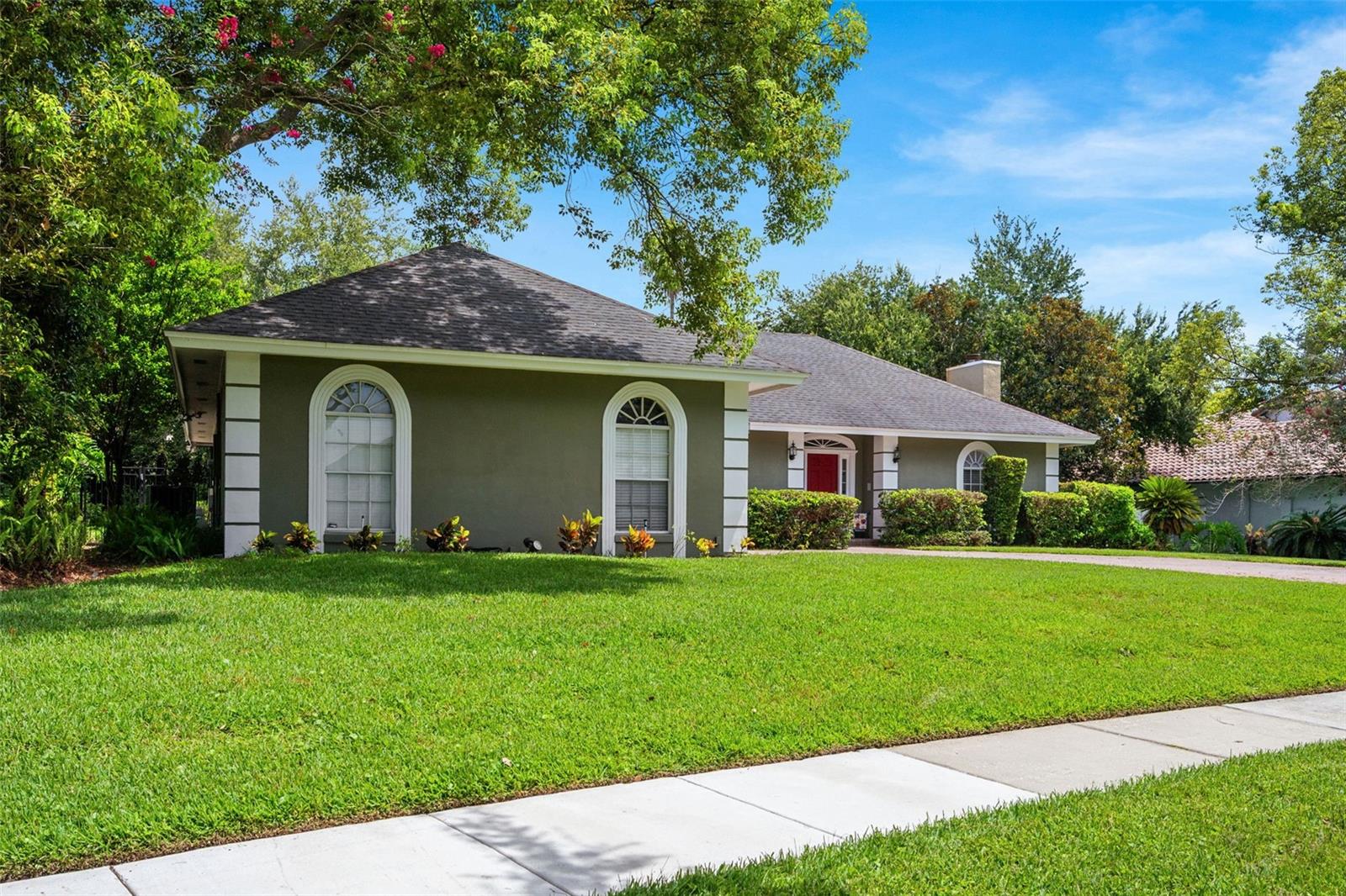 Image 2 of 39 For 7117 Wooded Village