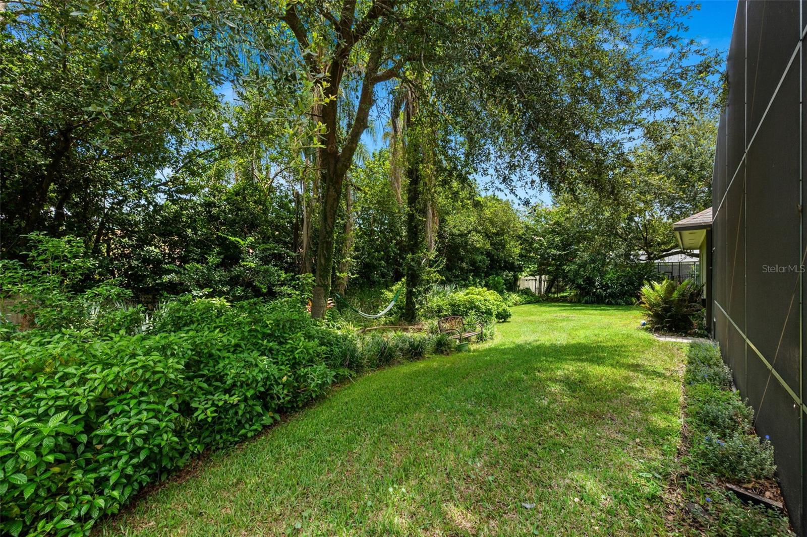 Image 33 of 39 For 7117 Wooded Village