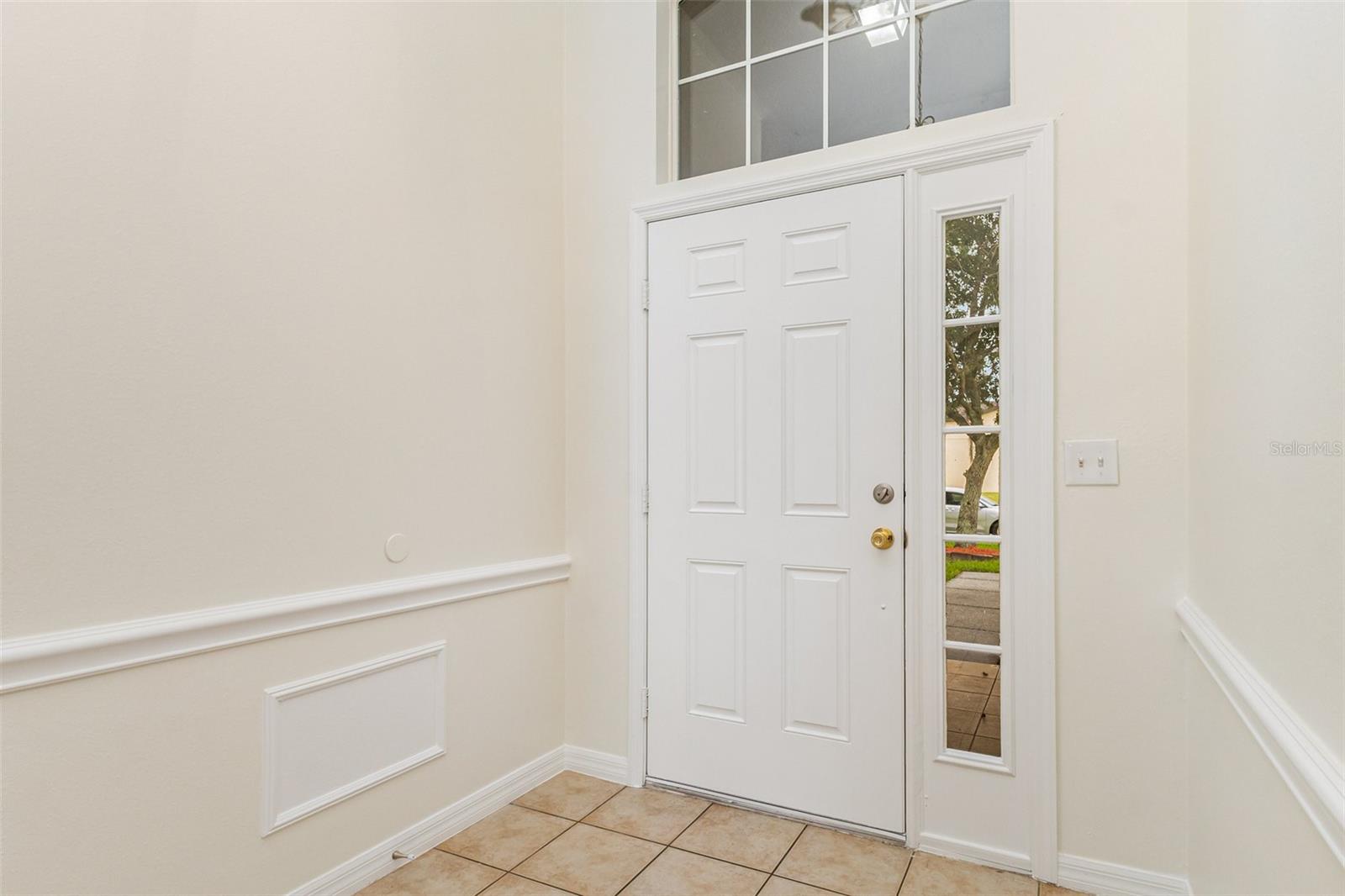 Image 3 of 15 For 4665 Doral Park Avenue