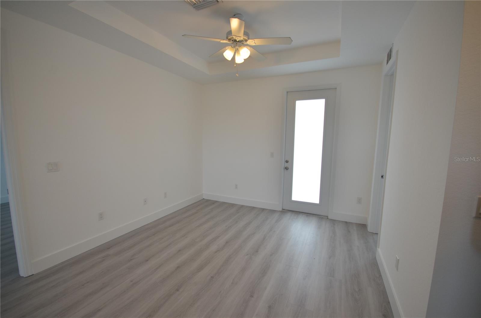 Image 10 of 27 For 8581 Agate Street