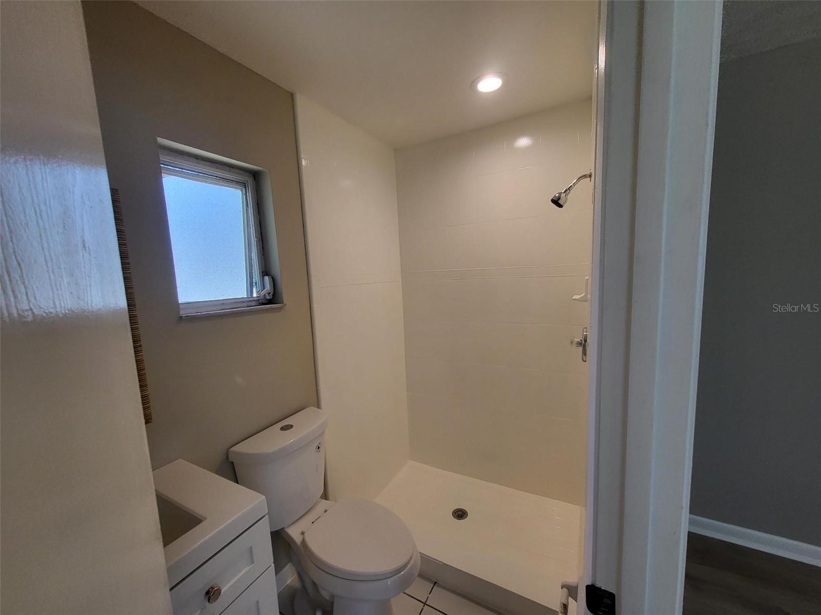 Image 10 of 14 For 7722 Westridge Court