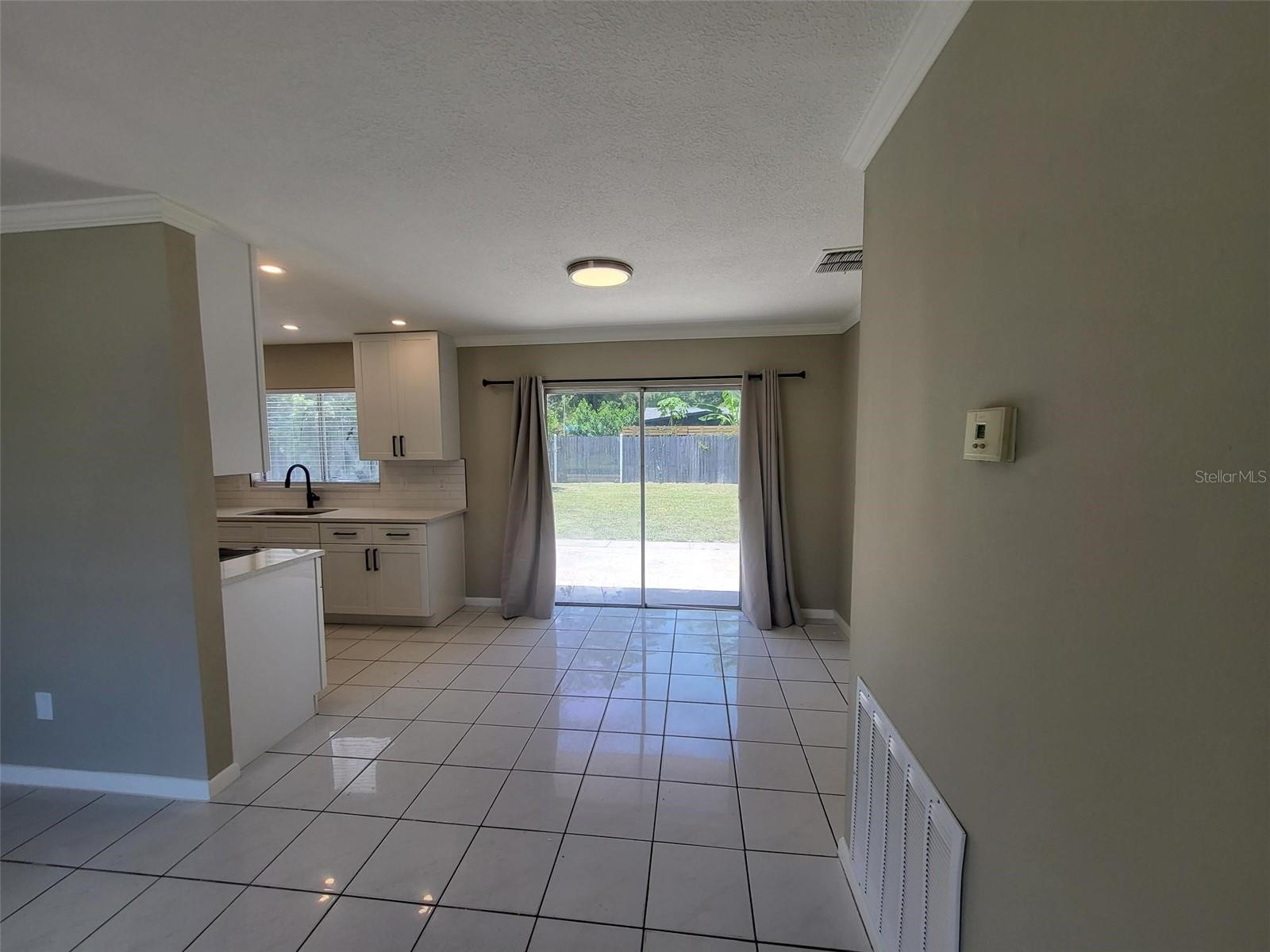 Image 7 of 14 For 7722 Westridge Court