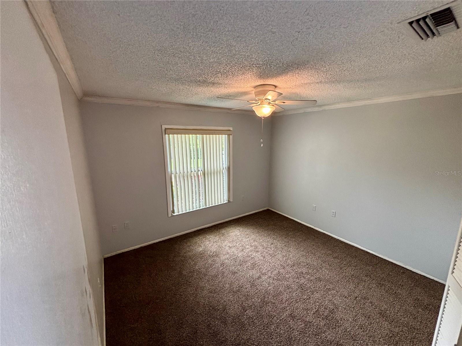 Listing photo id 12 for 8131 Braddock Circle 1