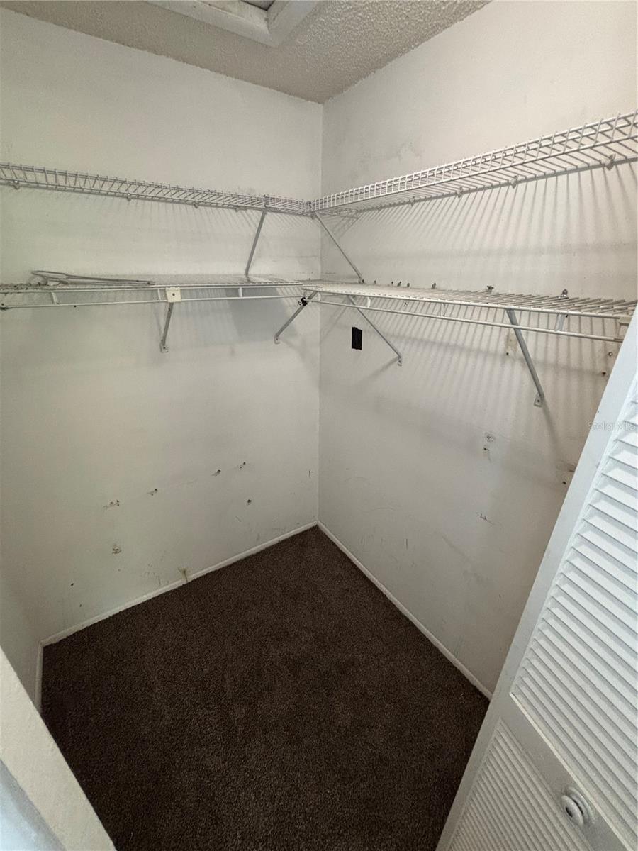 Listing photo id 18 for 8131 Braddock Circle 1
