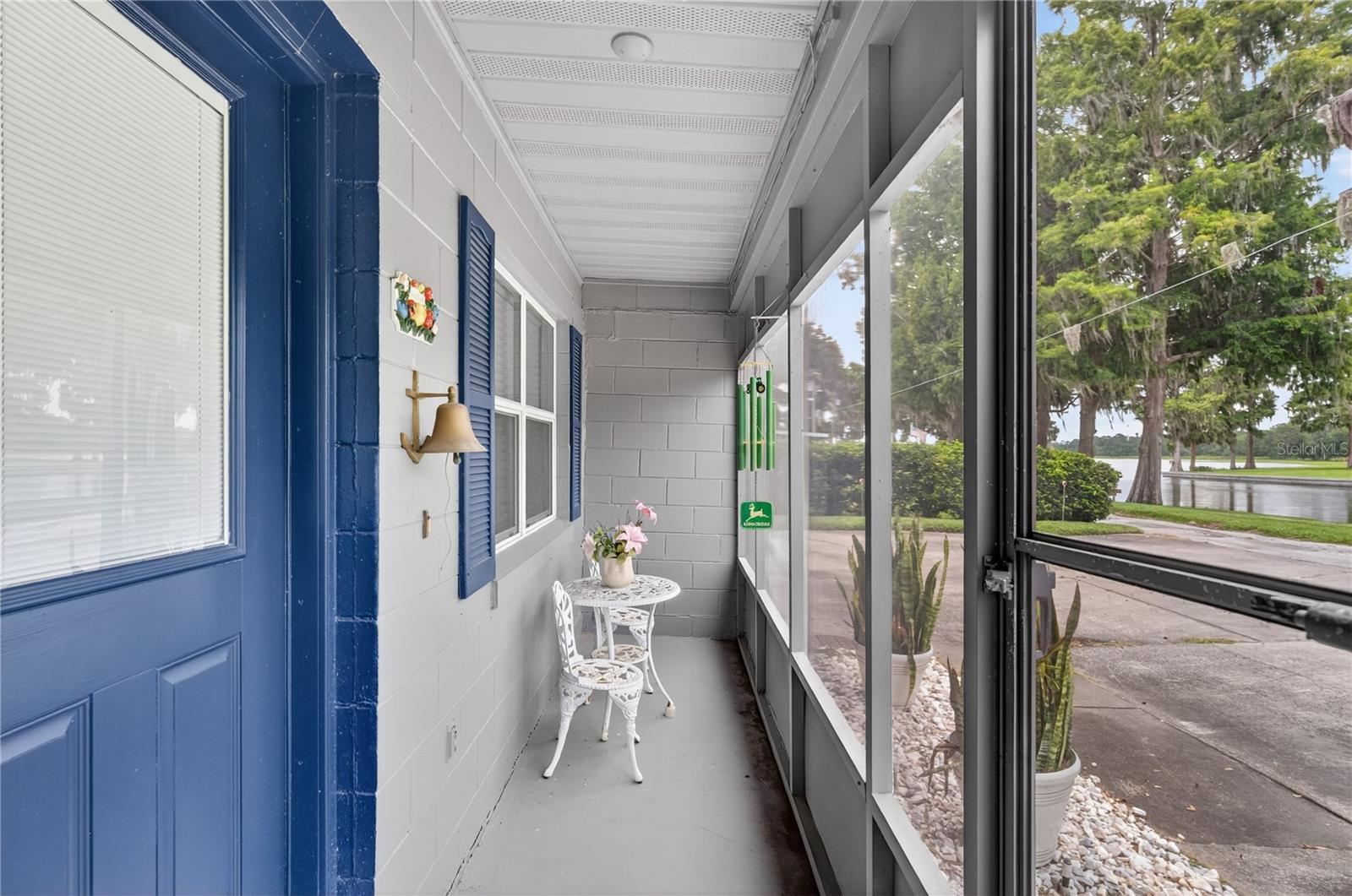 Image 4 of 29 For 7824 Live Oak Lane