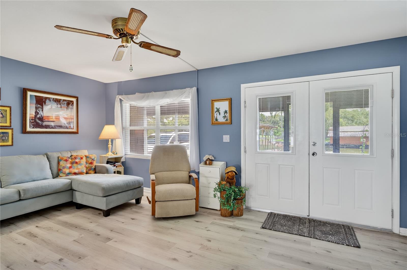 Image 6 of 29 For 7824 Live Oak Lane