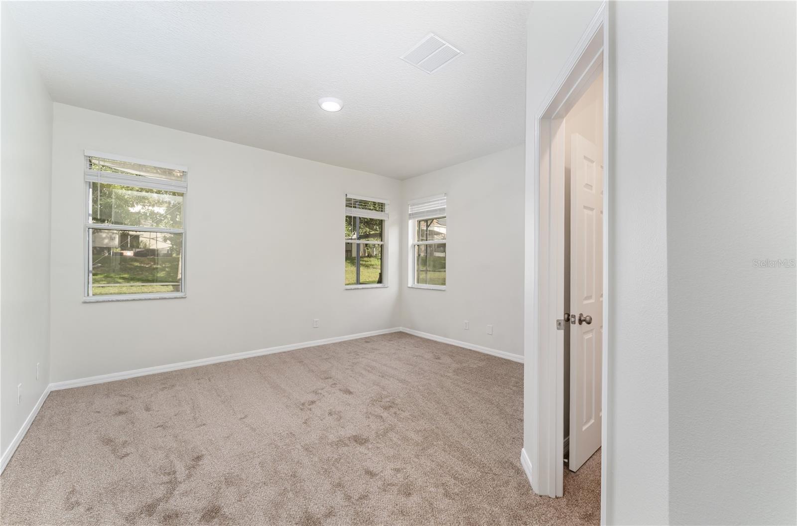 Image 7 of 15 For 308 Andover Drive