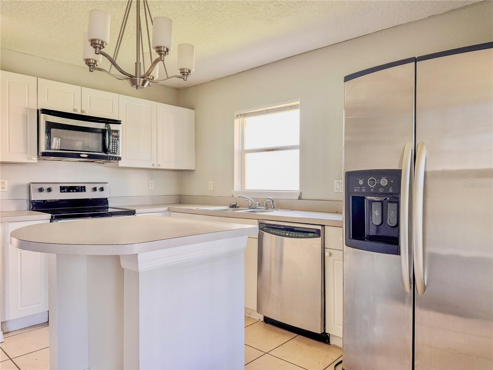 Image 9 of 41 For 2756 Club Cortile Circle