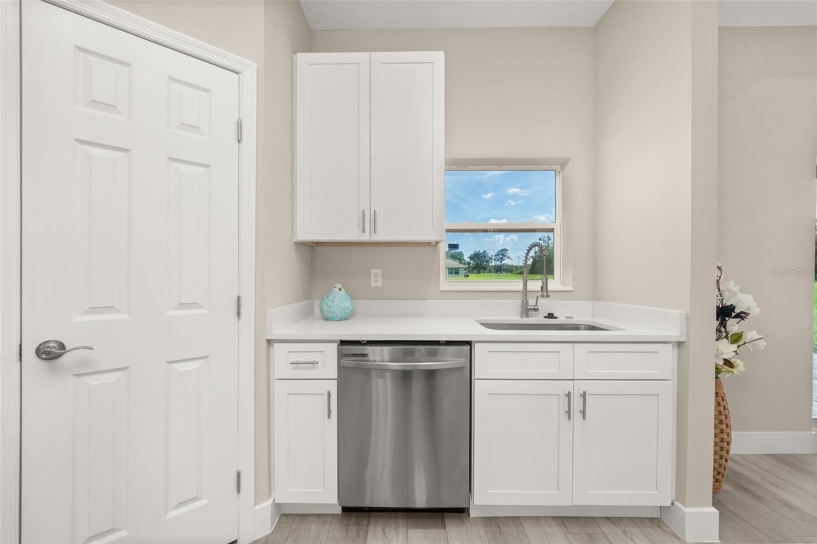 Image 19 of 69 For 8732 Hampshire Drive
