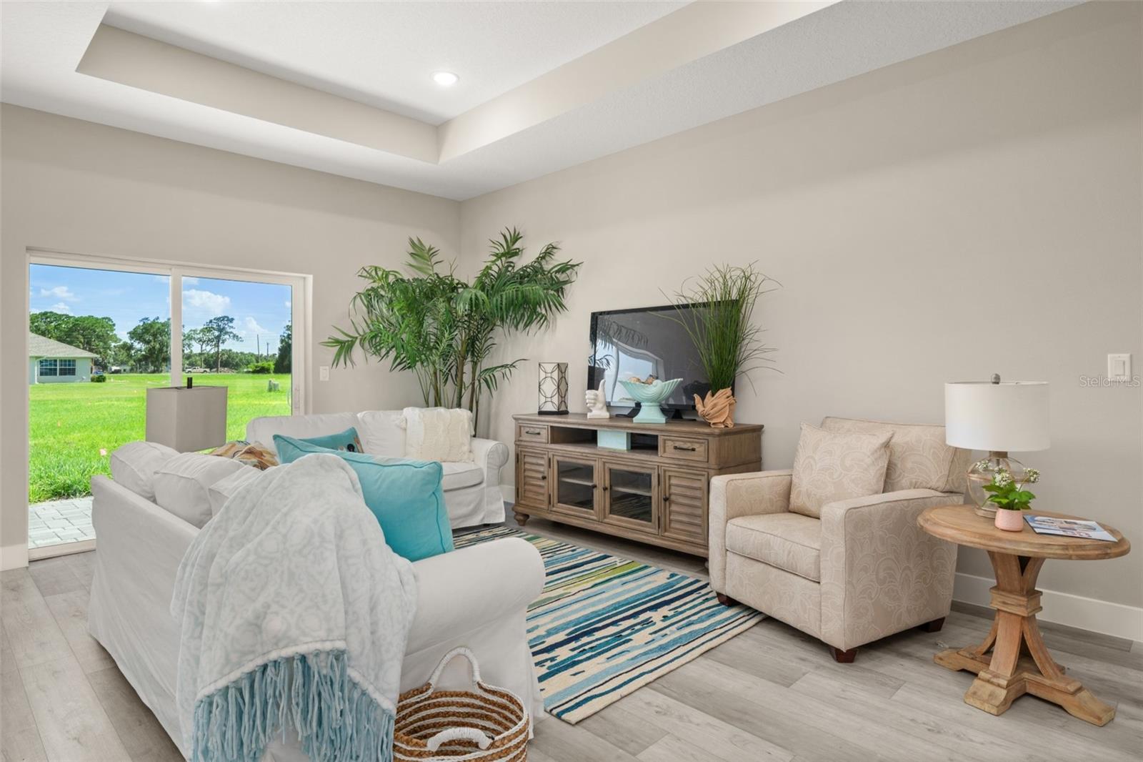 Image 21 of 69 For 8732 Hampshire Drive