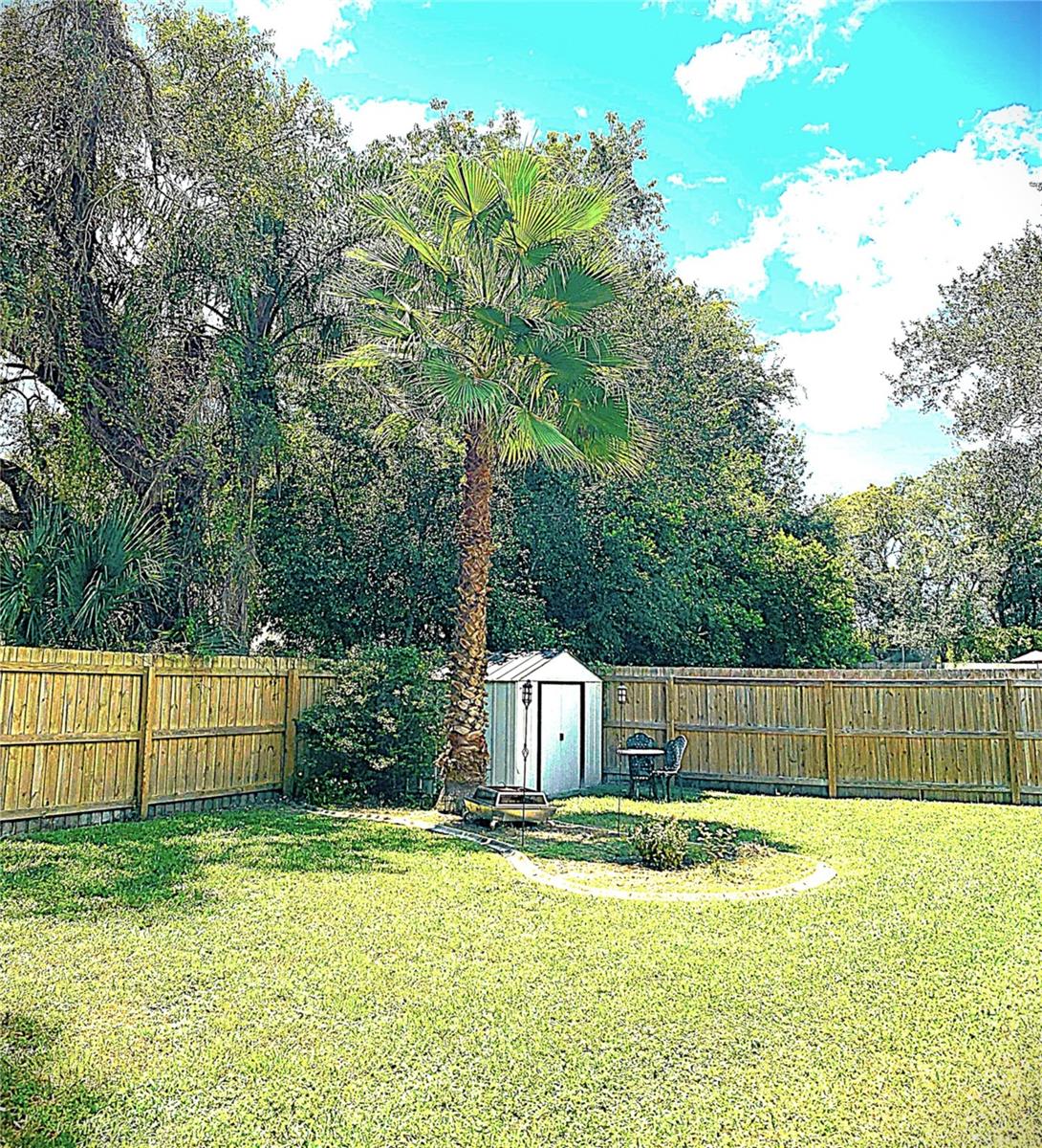 Image 28 of 29 For 8116 Rhanbuoy Road