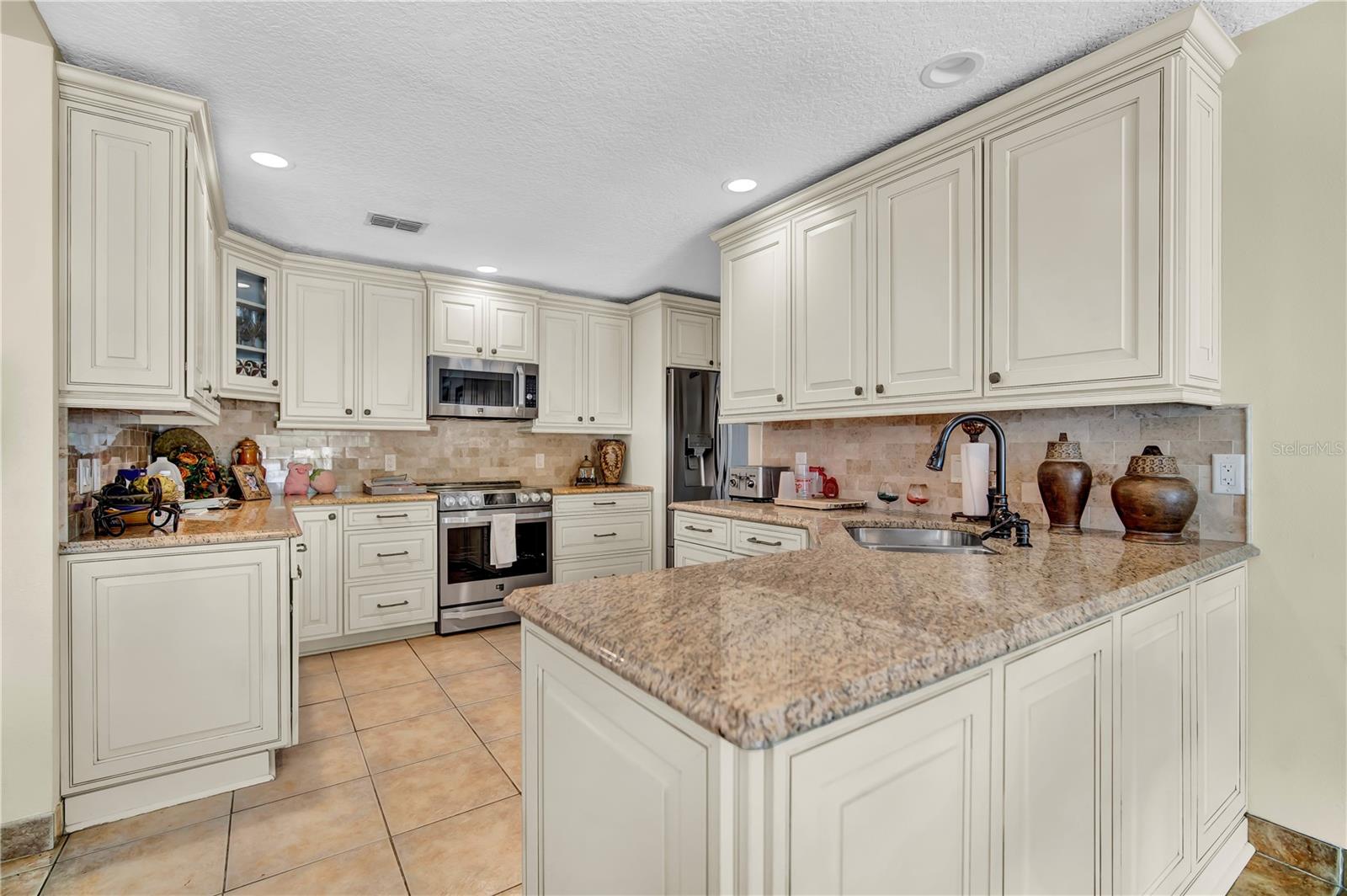 Image 13 of 40 For 5705 Sago Palm Drive