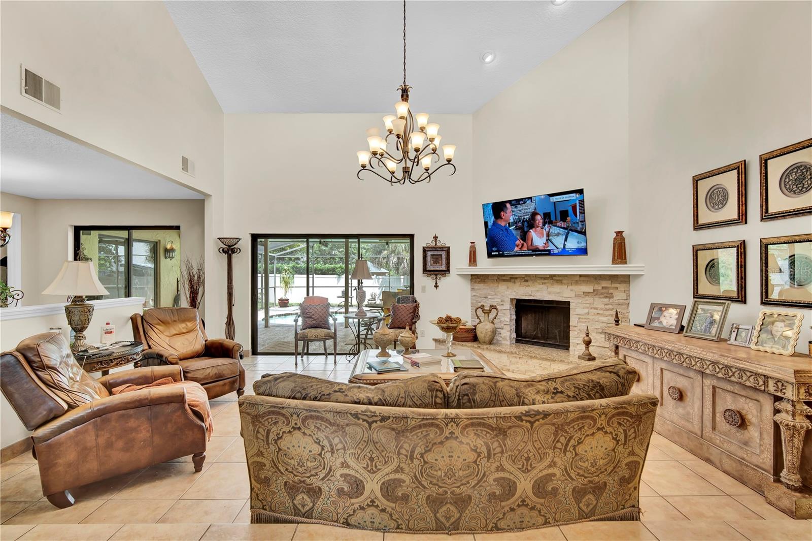 Image 6 of 40 For 5705 Sago Palm Drive