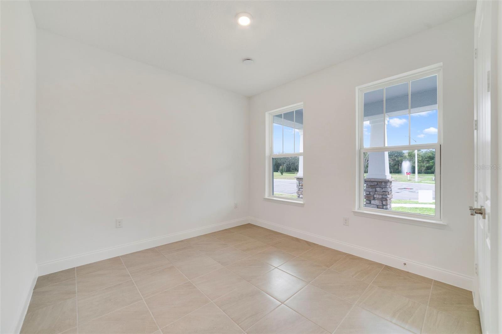 Image 19 of 38 For 658 Snowy Egret Court