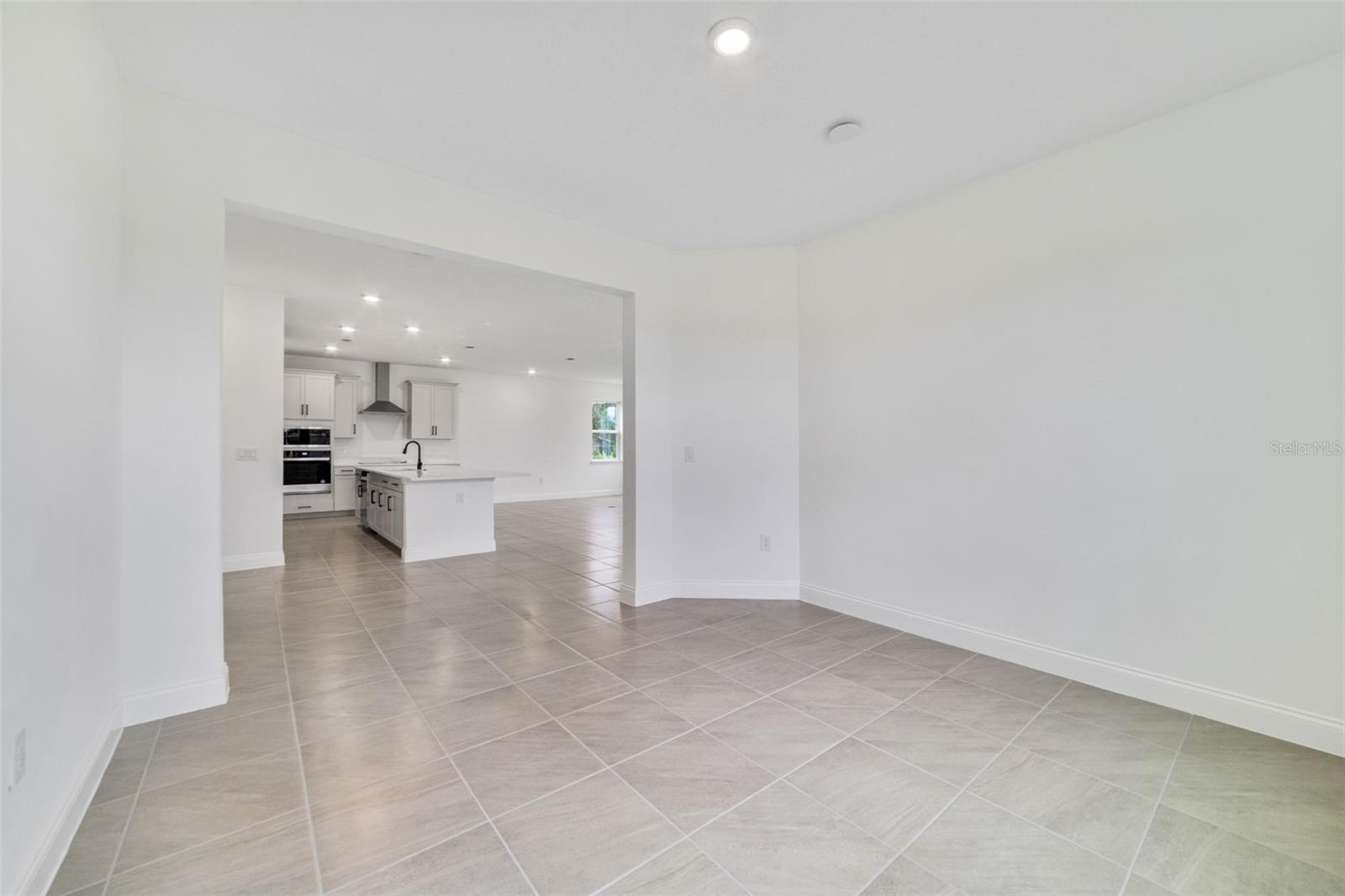 Image 22 of 38 For 658 Snowy Egret Court