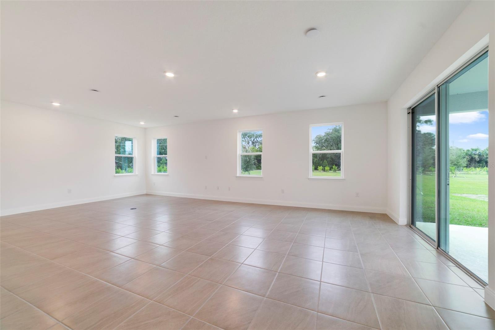 Image 24 of 38 For 658 Snowy Egret Court