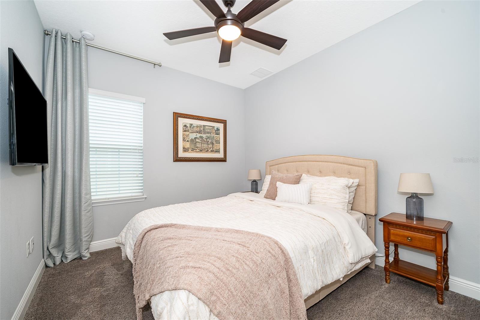 Image 21 of 36 For 9422 Woodcrane Drive