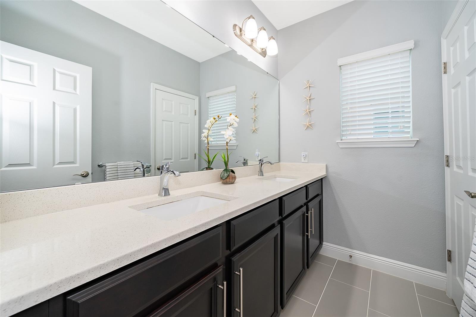 Image 23 of 36 For 9422 Woodcrane Drive