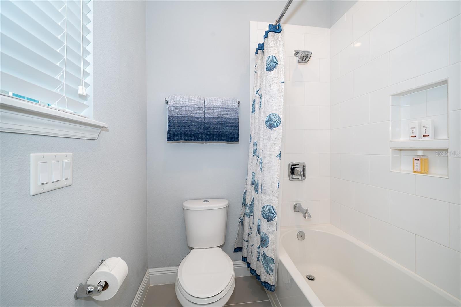 Image 24 of 36 For 9422 Woodcrane Drive