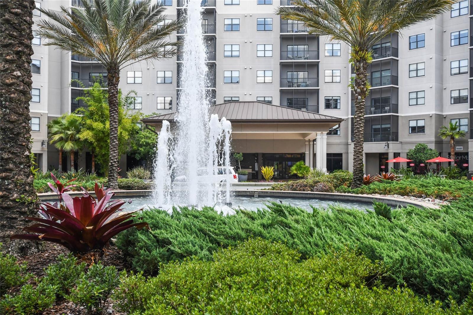 Image 46 of 65 For 14501 Grove Resort Avenue 2604