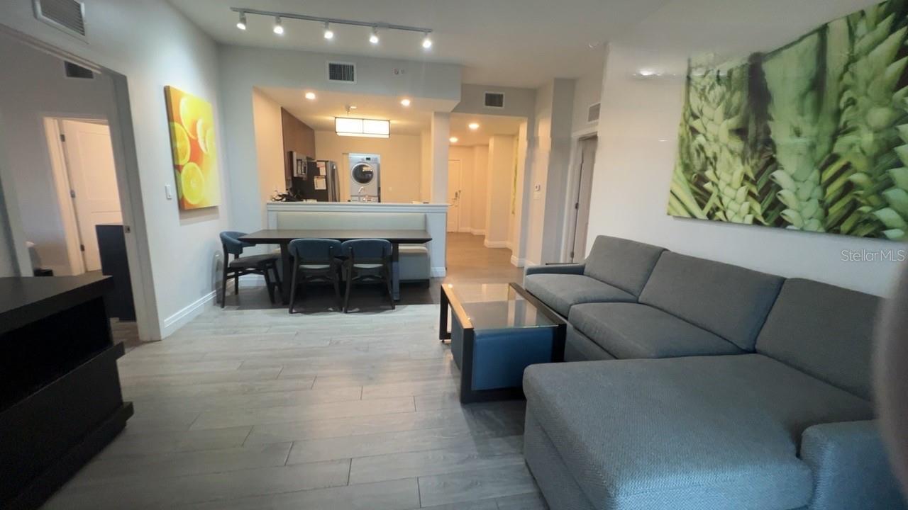 Image 5 of 39 For 14501 Grove Resort Avenue 2604