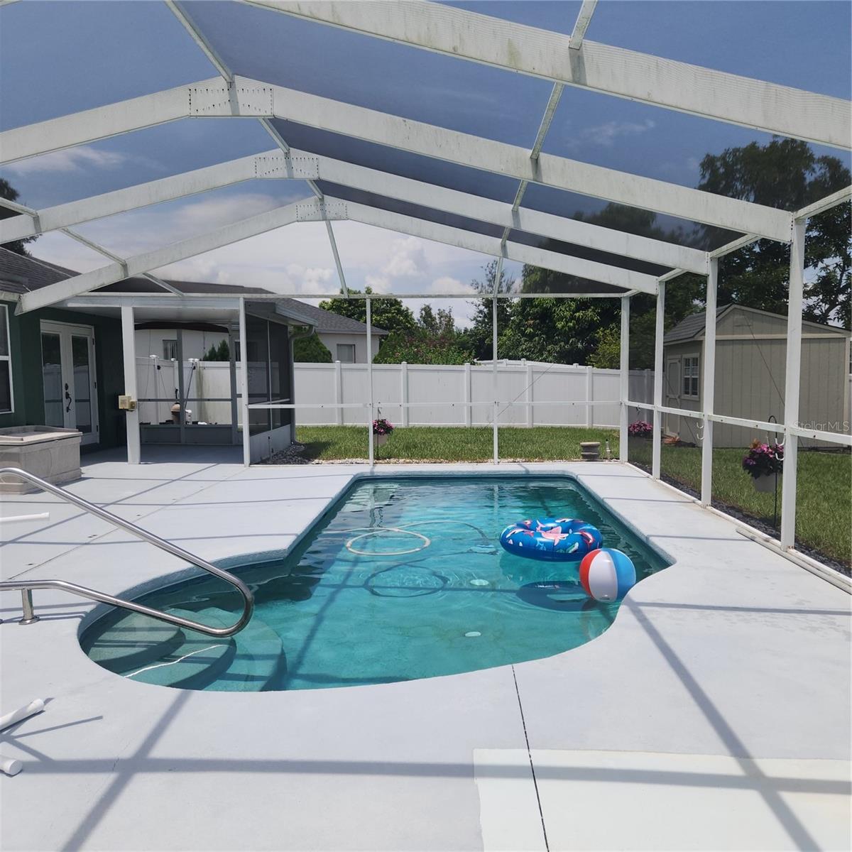 Image 35 of 48 For 7501 Jessamine Drive