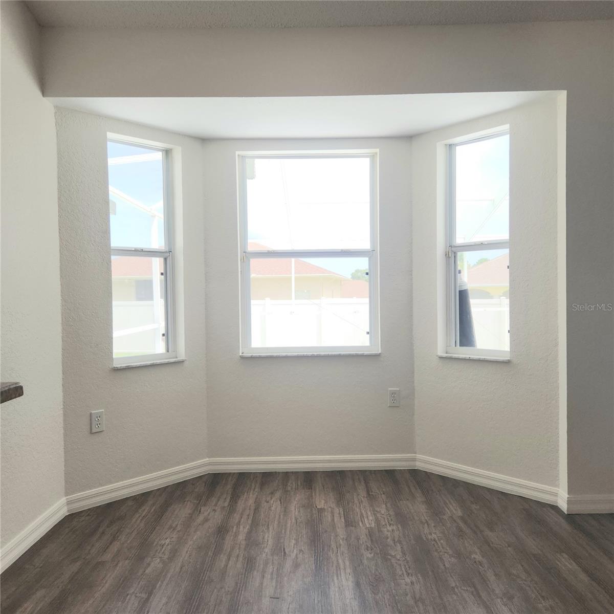Image 7 of 48 For 7501 Jessamine Drive