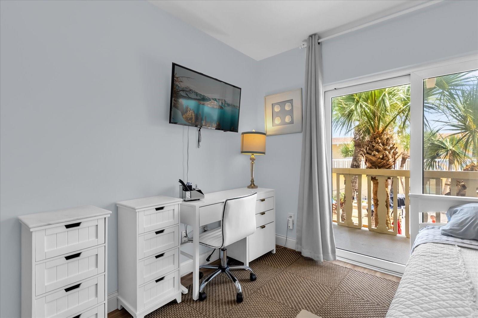 Image 16 of 26 For 2790 Ocean Shore Boulevard 8n