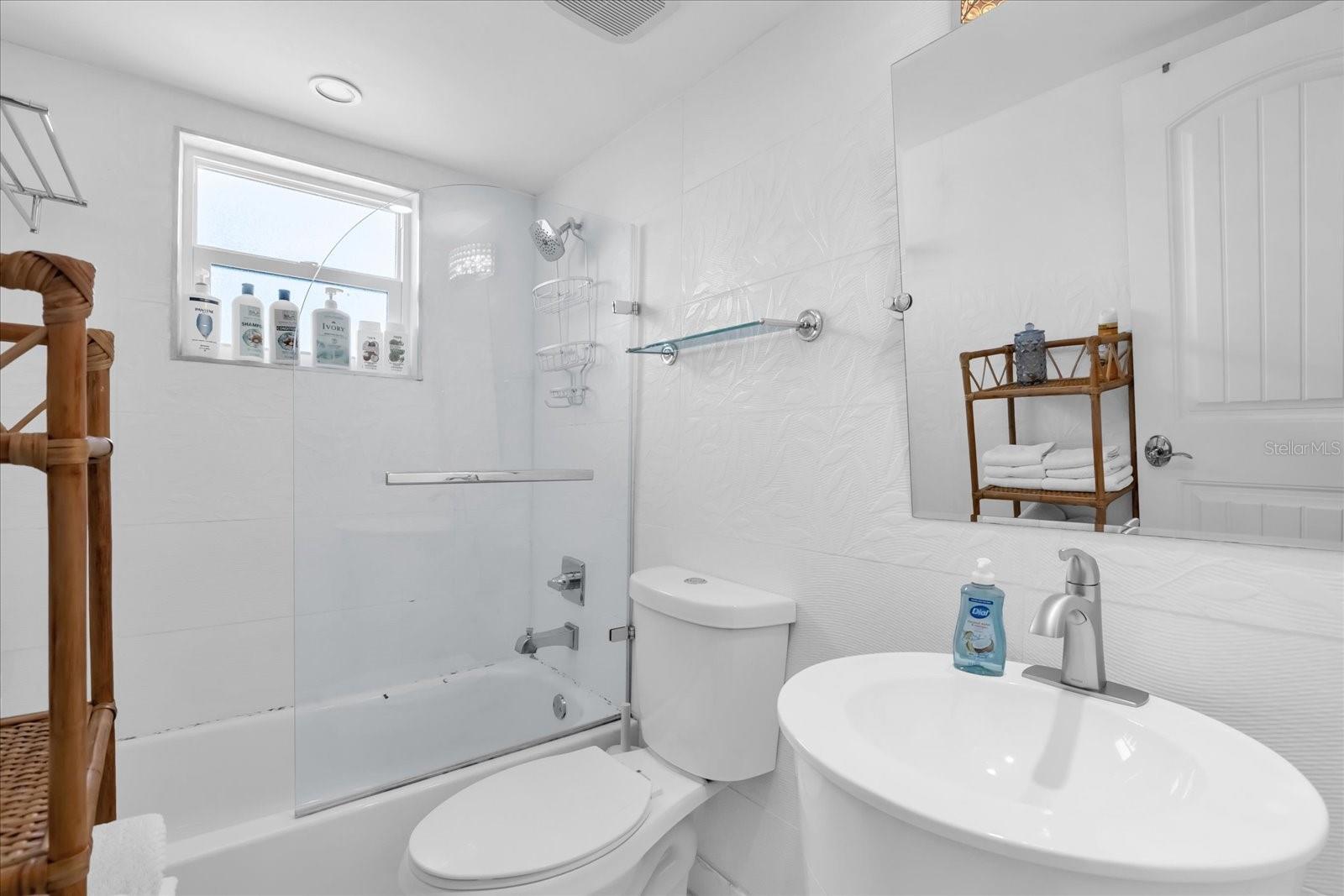 Image 19 of 26 For 2790 Ocean Shore Boulevard 8n