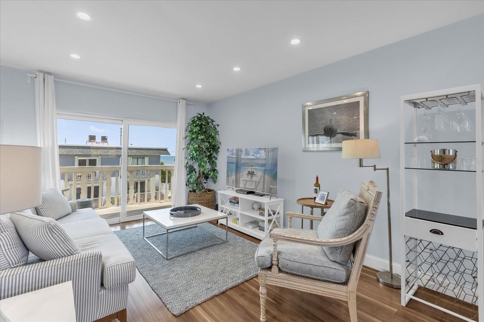 Image 7 of 26 For 2790 Ocean Shore Boulevard 8n