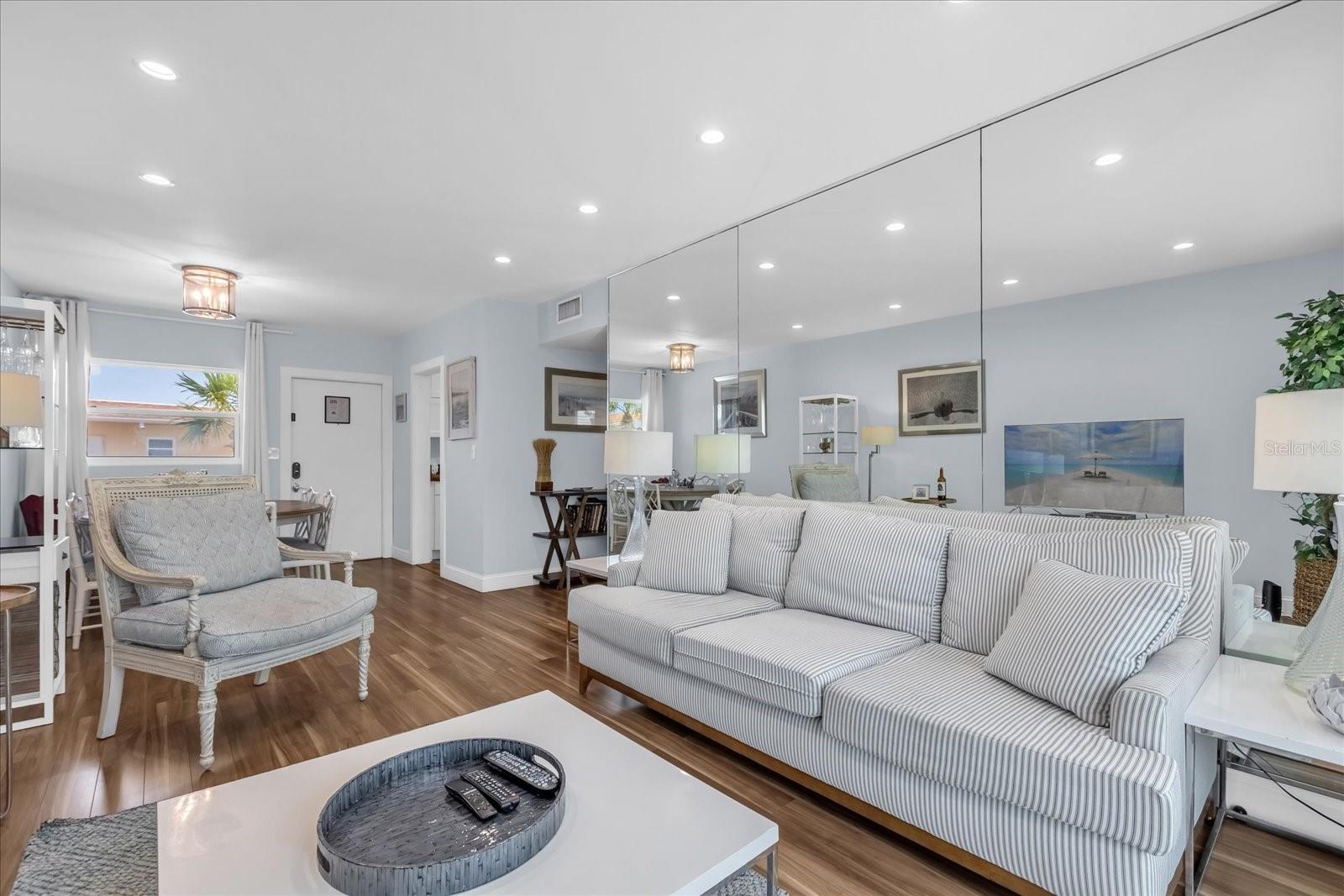 Image 8 of 26 For 2790 Ocean Shore Boulevard 8n